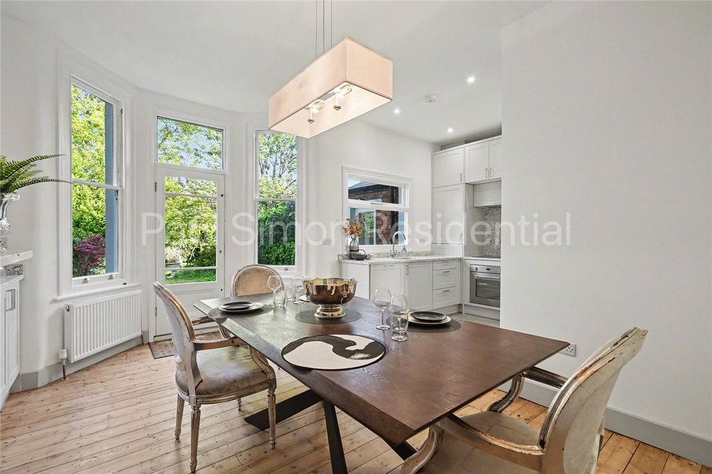 Property photo 3 of 25 Picture No. 09