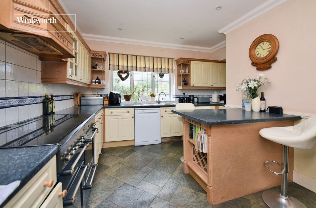Property photo 2 of 16 Picture No. 09