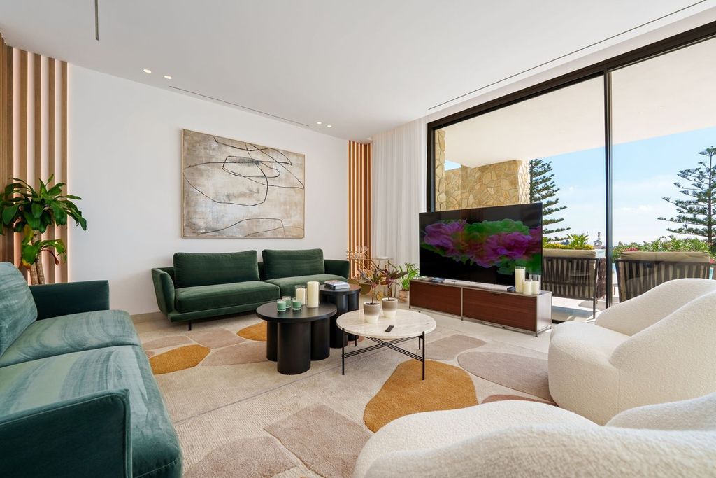 Property photo 1 of 50