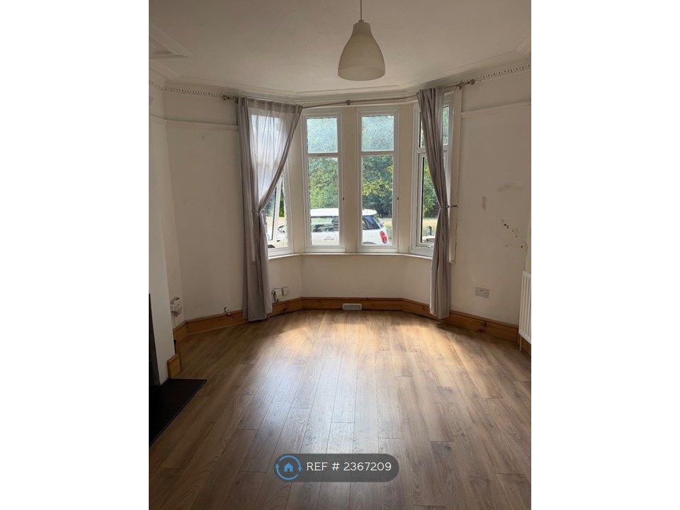 Property photo 3 of 31 Front Room View To Park