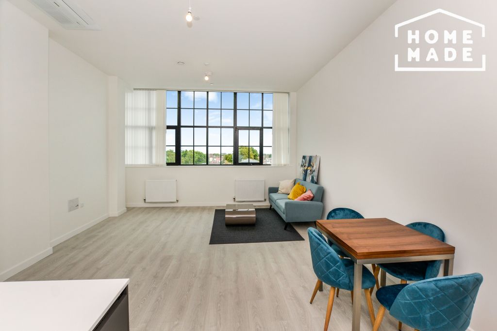 Property photo 2 of 7