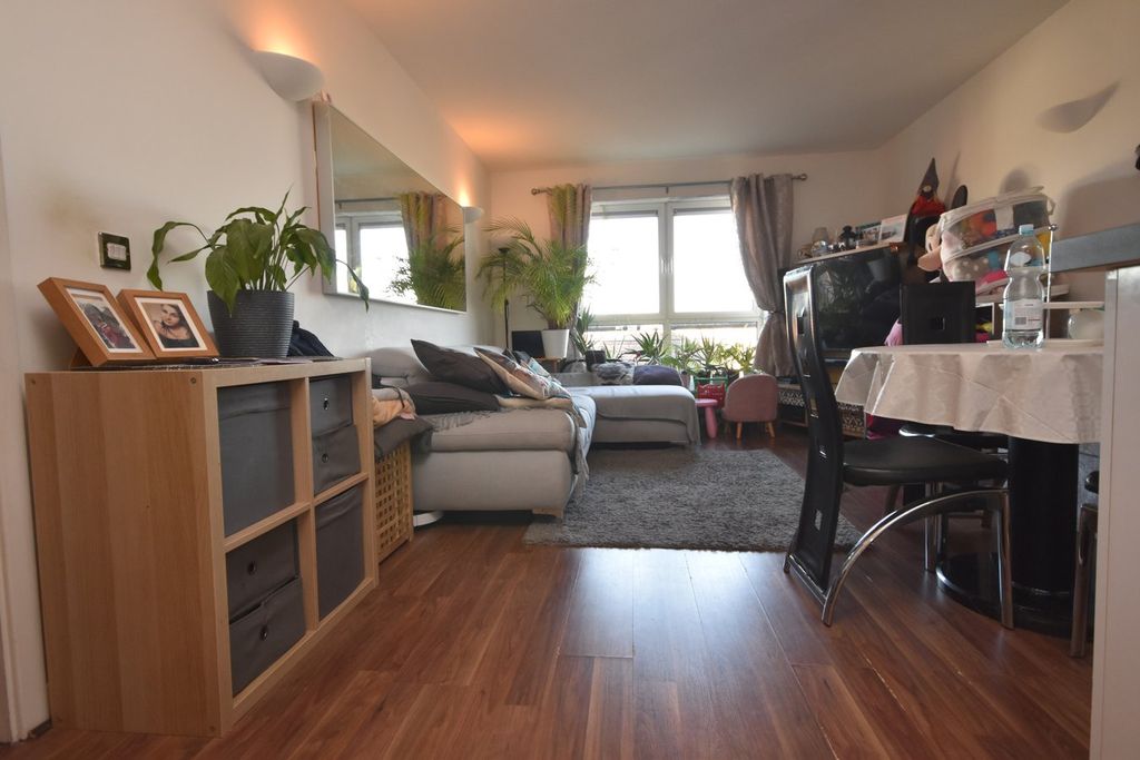 Property photo 2 of 6