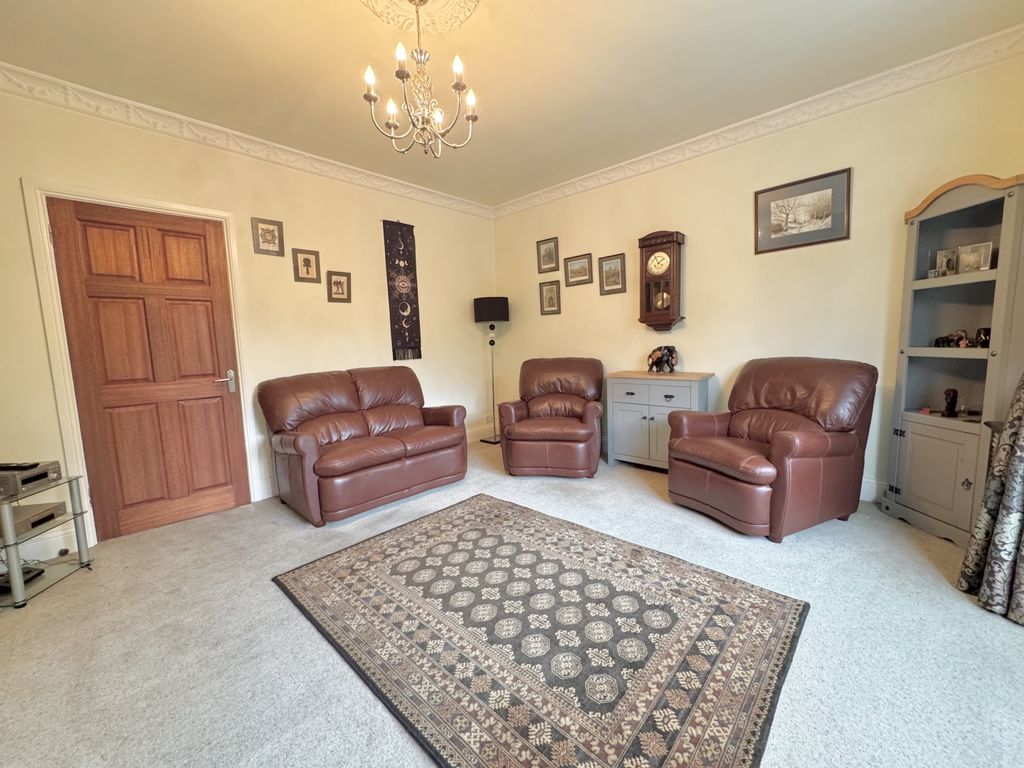 Property photo 3 of 26 Img_9834