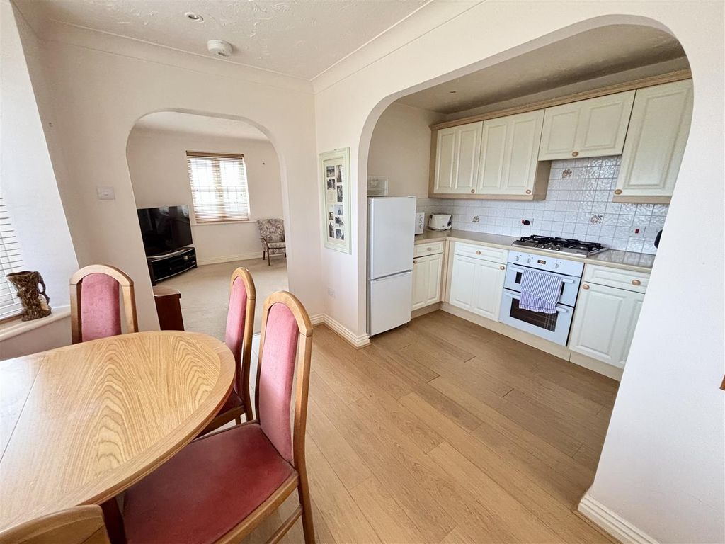 Property photo 2 of 12 Img_9166.Jpeg