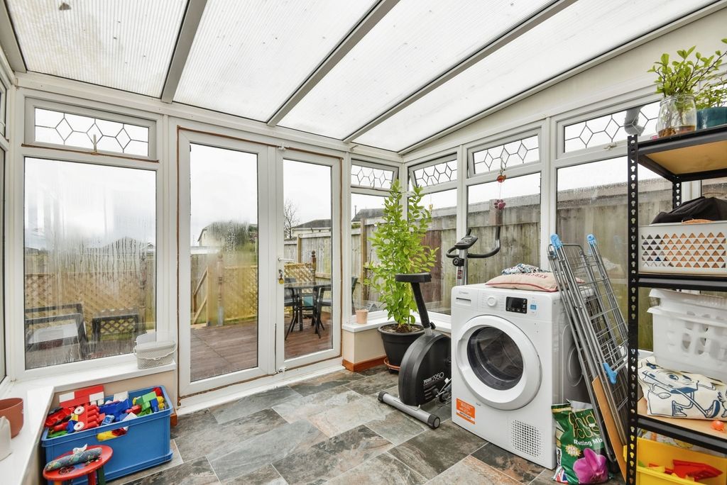 Property photo 3 of 20 Pbox-Img.Jpg