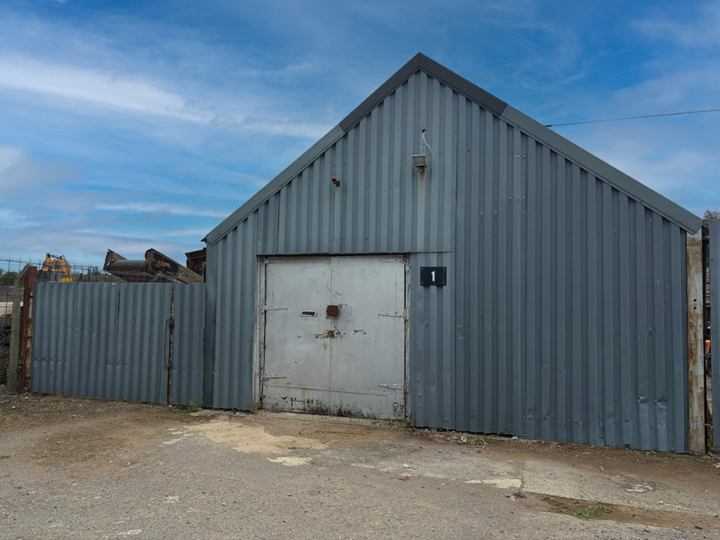 Property photo 1 of 3