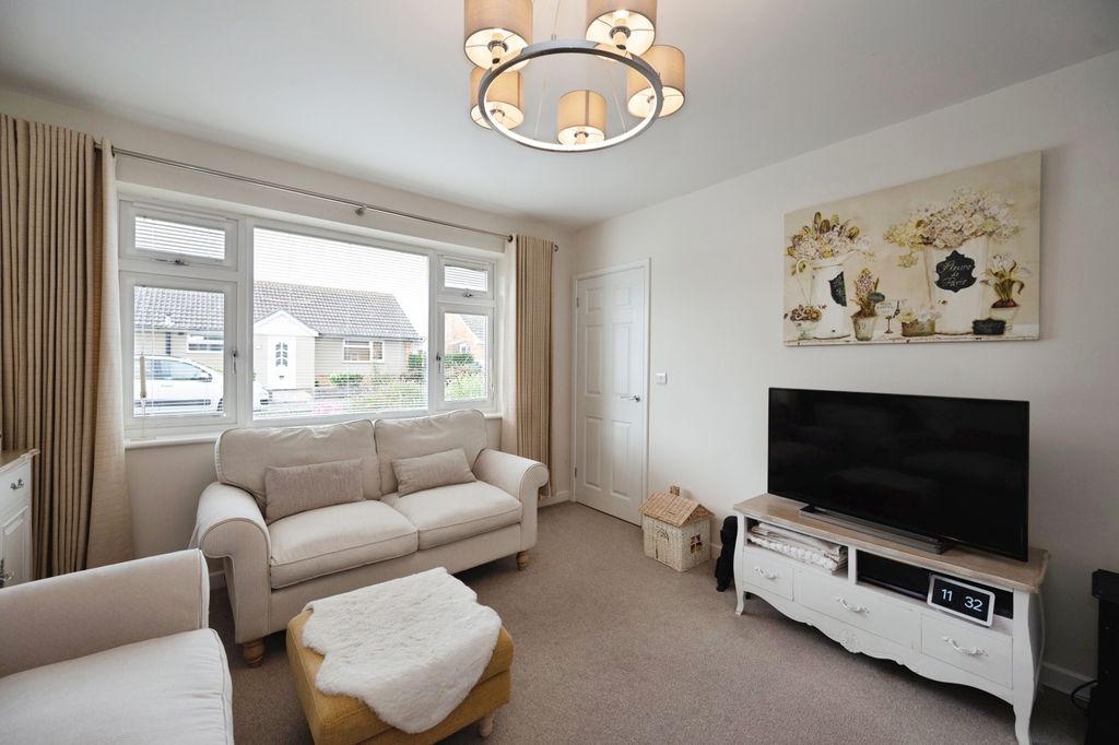Property photo 2 of 19 Pbox-Img.Jpg