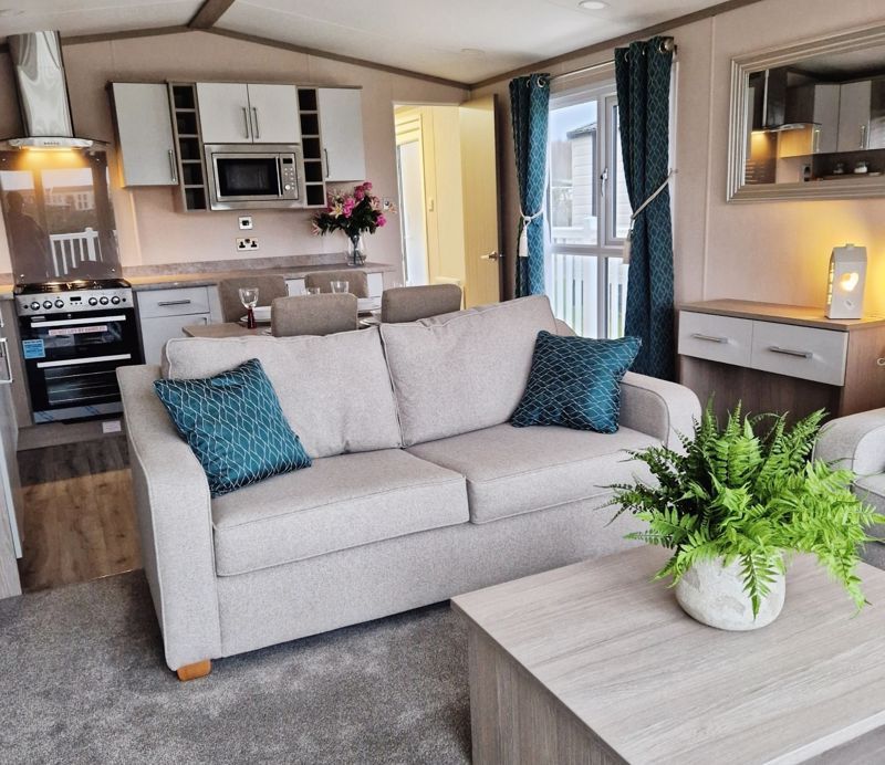 Property photo 3 of 13 Regal Charmouth