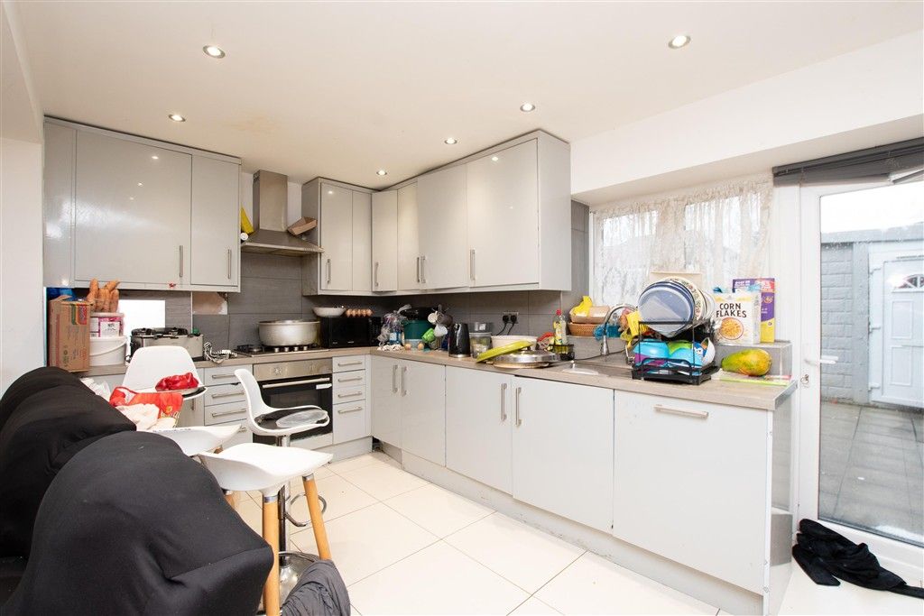 Property photo 1 of 13 Kitchen