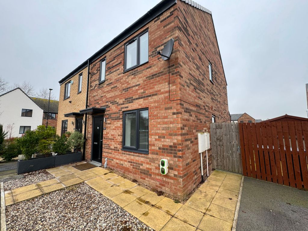 Property photo 1 of 23