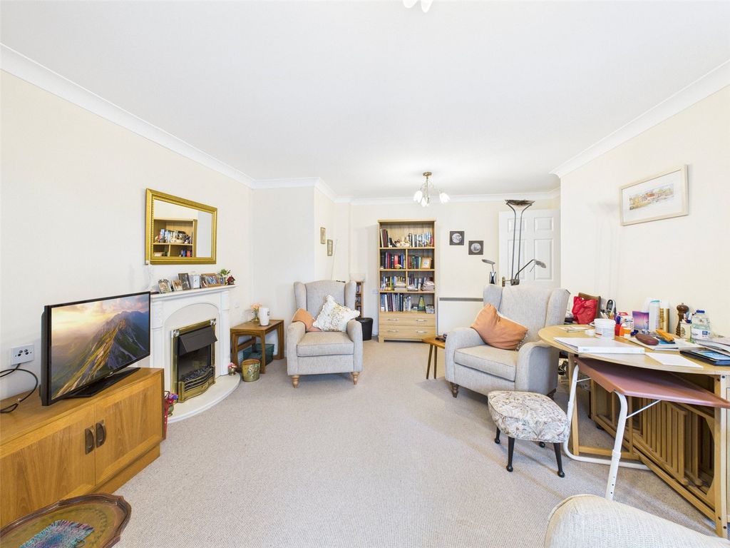 Property photo 3 of 7 Picture No. 04