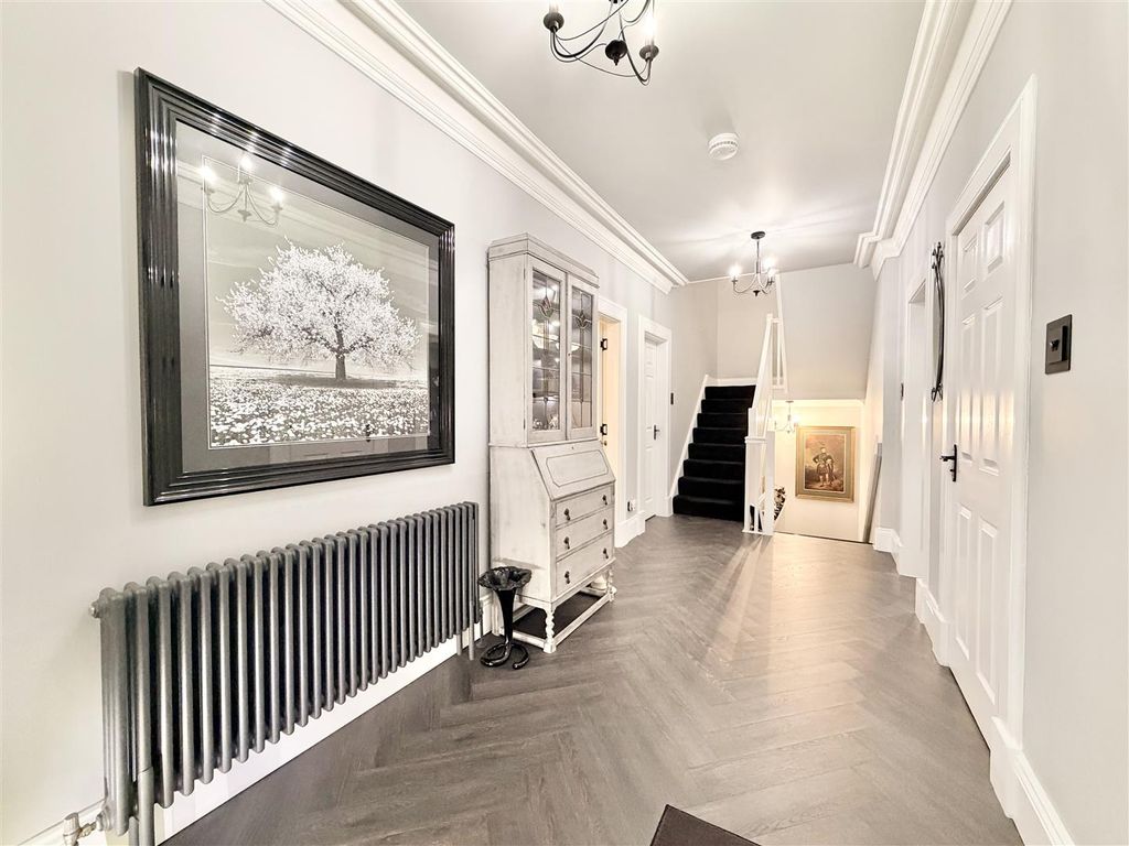 Additional image 16 of 4 bed town house for saleBurnside Gate, Hamilton ML3