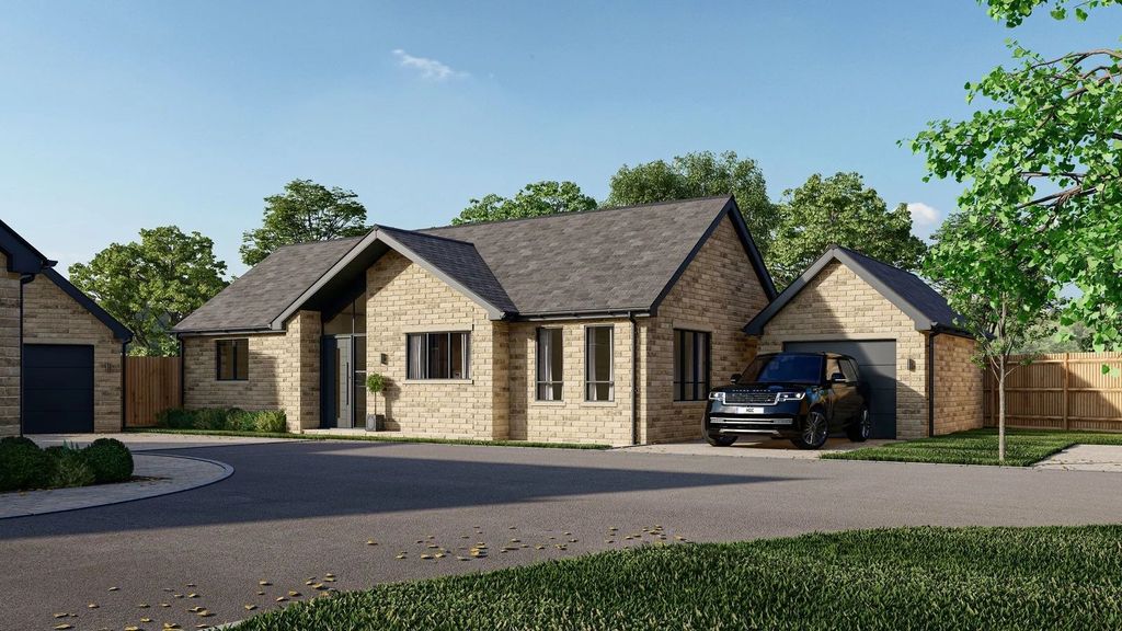 Property photo 2 of 32