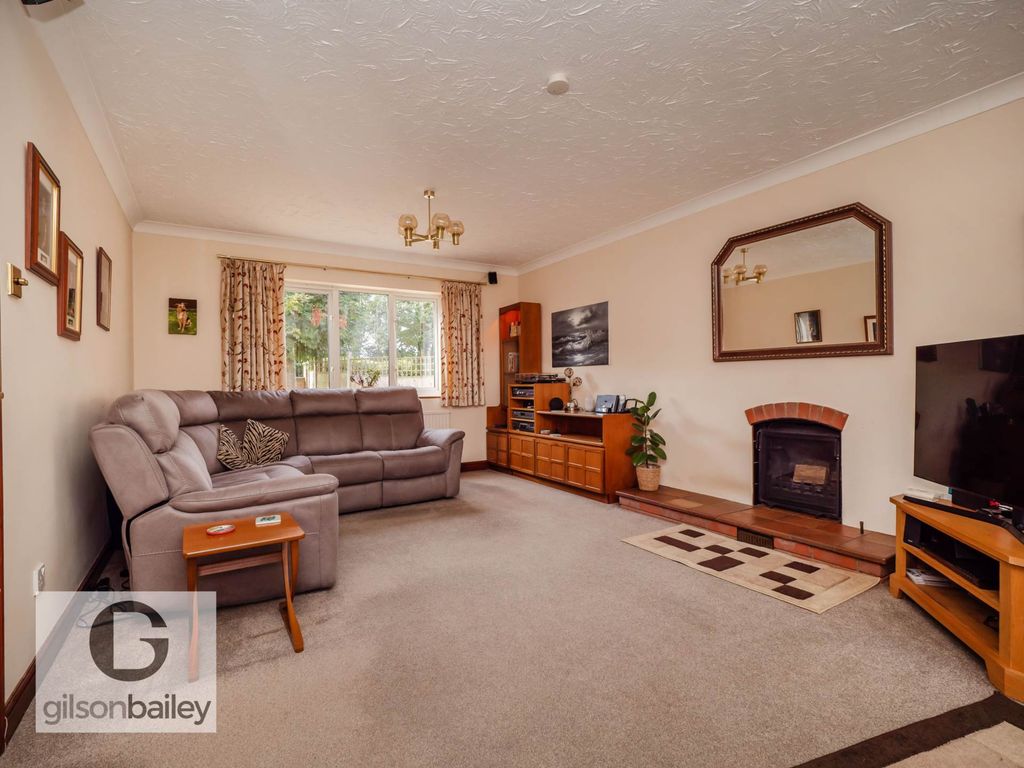 Property photo 3 of 45