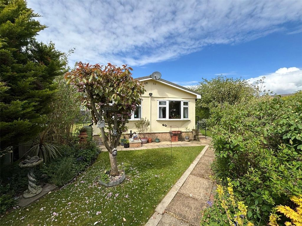 Property photo 1 of 10 Picture No. 01