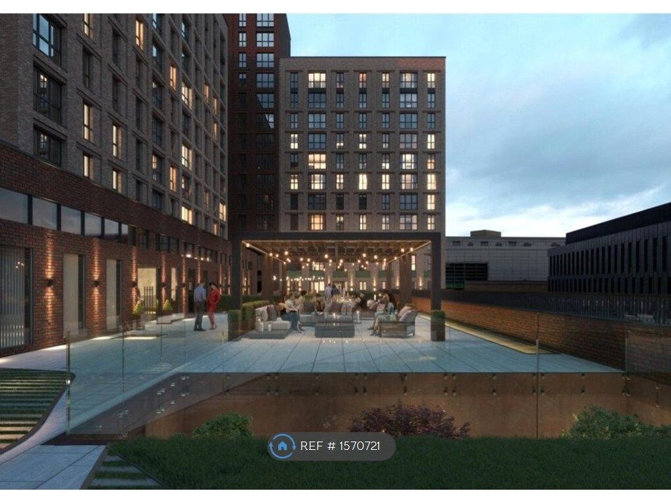 Property photo 2 of 20