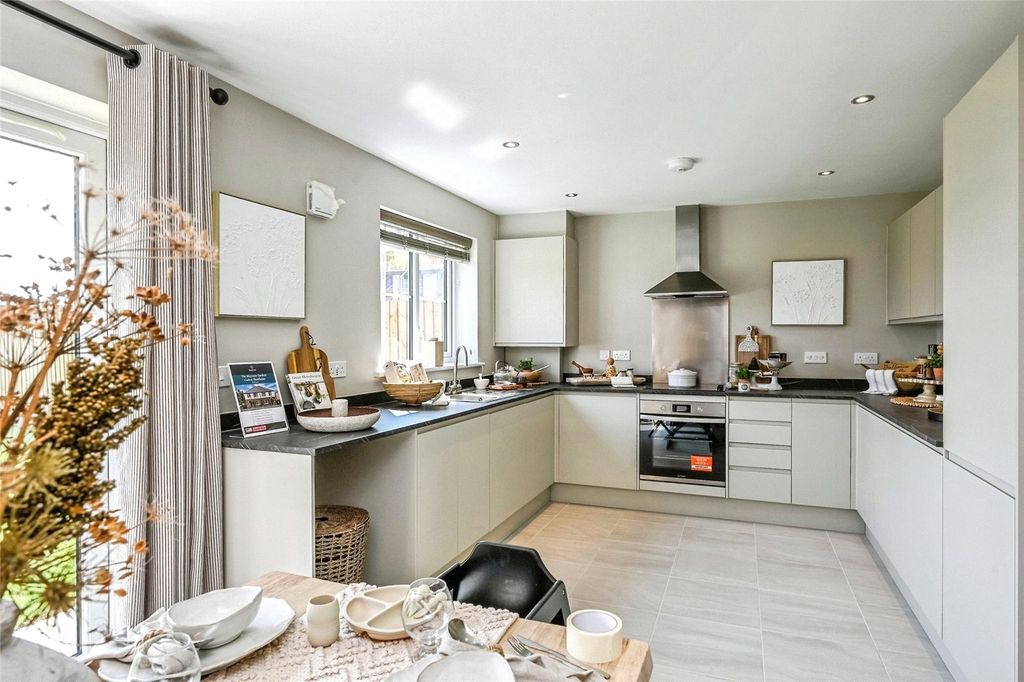 Property photo 3 of 16 Picture No. 03