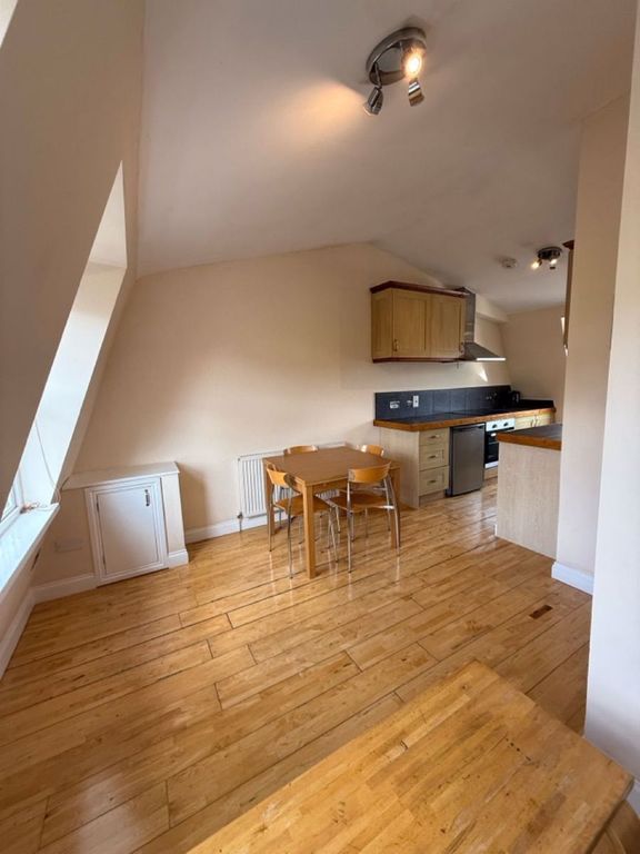 Property photo 2 of 12 Kitchen/ Livingroom