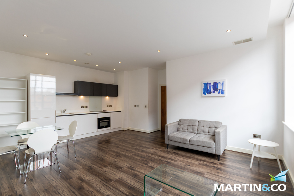 Property photo 3 of 9 Picture6