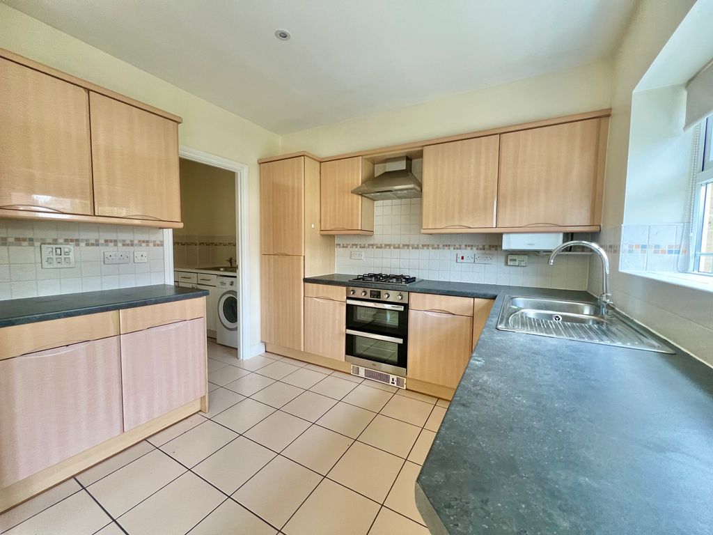Property photo 3 of 14 Img_0670