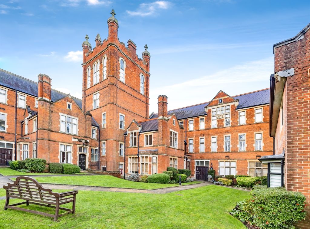 Property photo 1 of 16