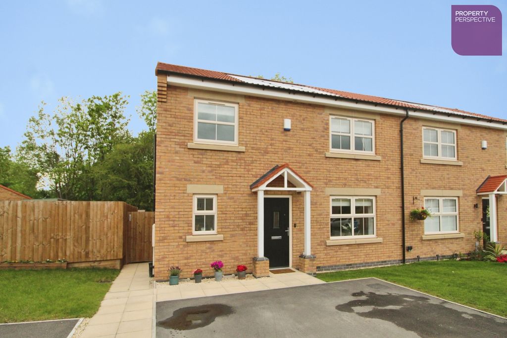 Property photo 1 of 11 Pbox-Img.Jpg