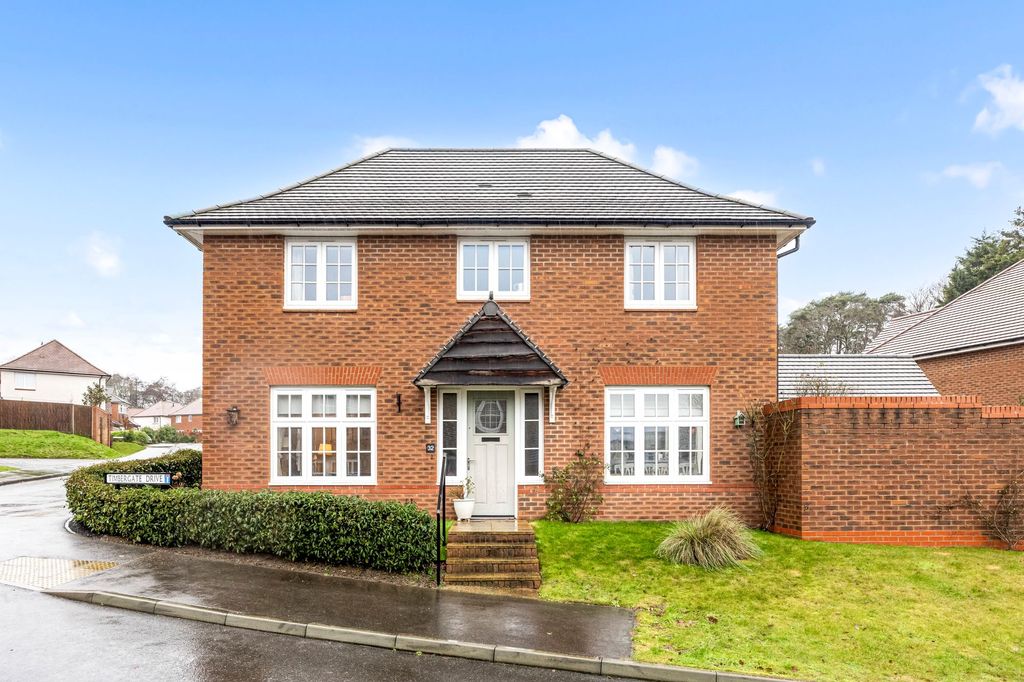 Property photo 1 of 20