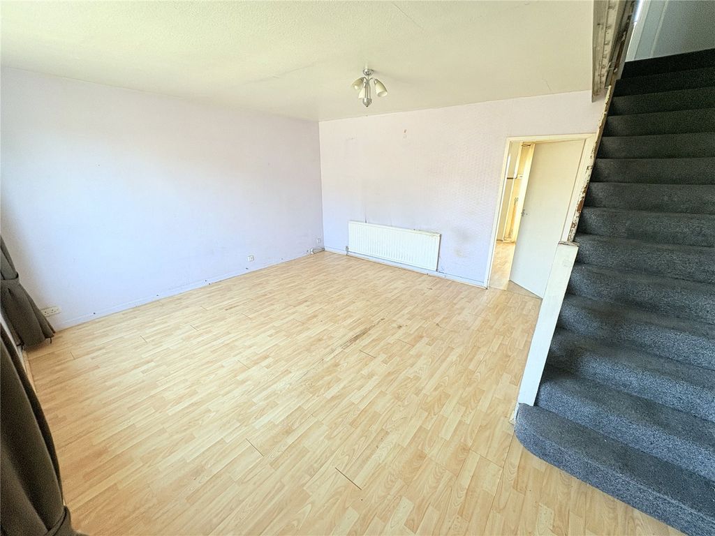 Property photo 2 of 15 Picture No. 20