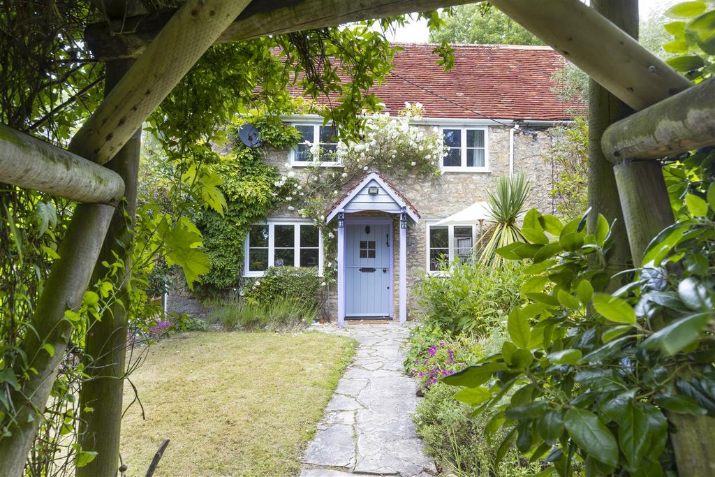 Property photo 1 of 18 Front Pic 2.Jpg