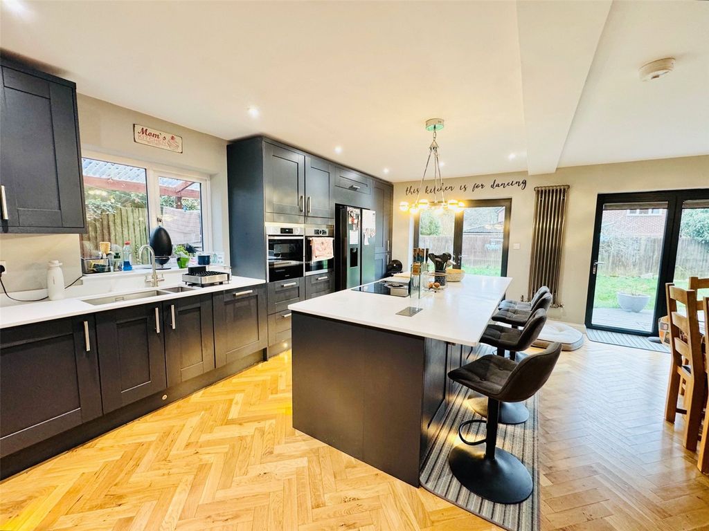 Property photo 3 of 16 Picture No. 08