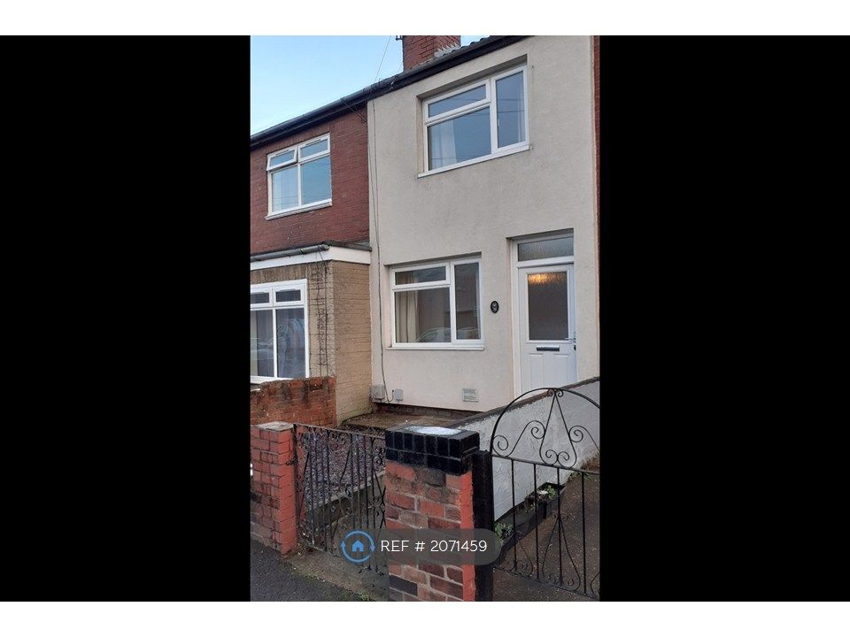 Property photo 2 of 13
