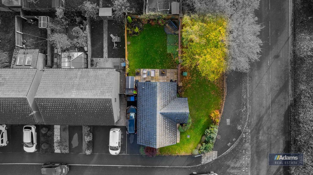 Property photo 2 of 30