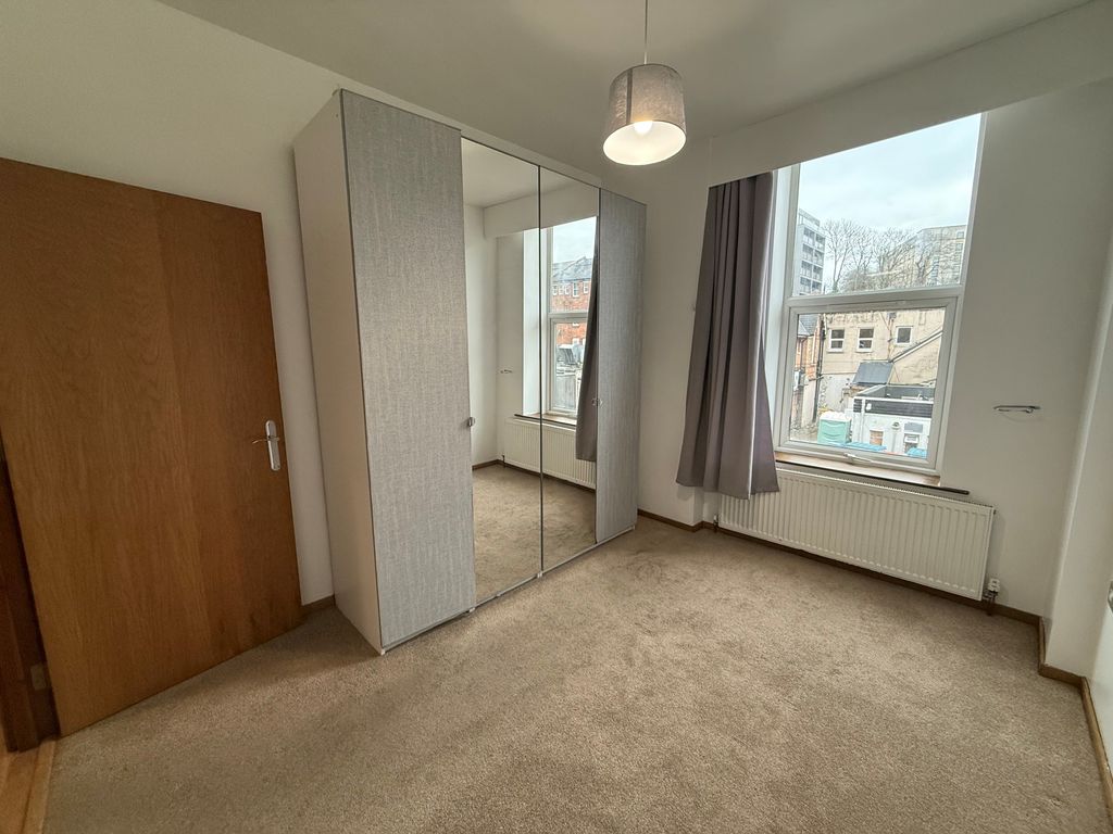 Property photo 3 of 5