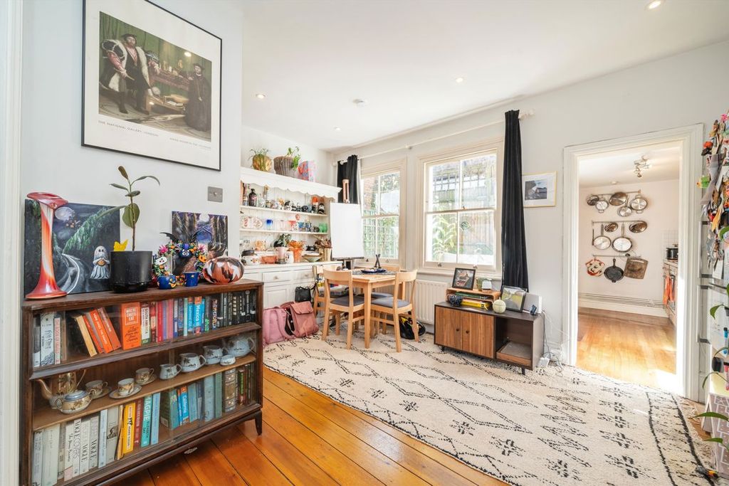 Property photo 3 of 7