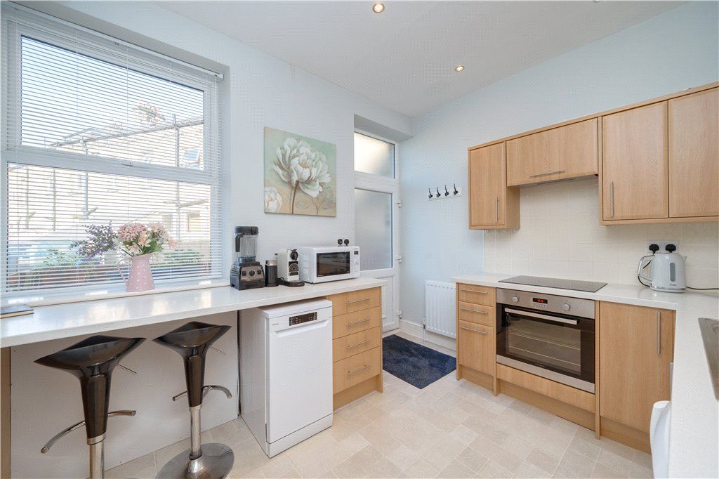 Property photo 2 of 16 Breakfast Kitchen