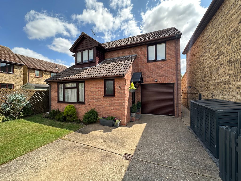Property photo 1 of 23 Image00008