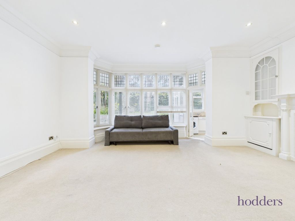 Property photo 3 of 13 Picture No. 05