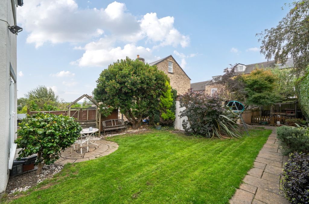 Property photo 2 of 17 Best Estate Agent In Sheffield