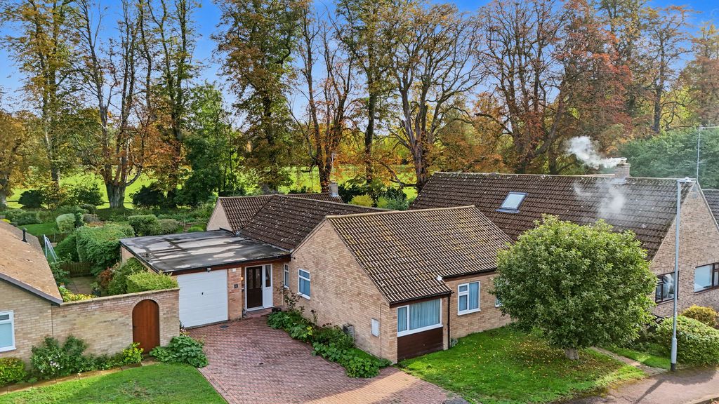 Property photo 1 of 28