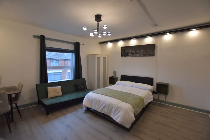 Property photo 1 of 4 Photo 6