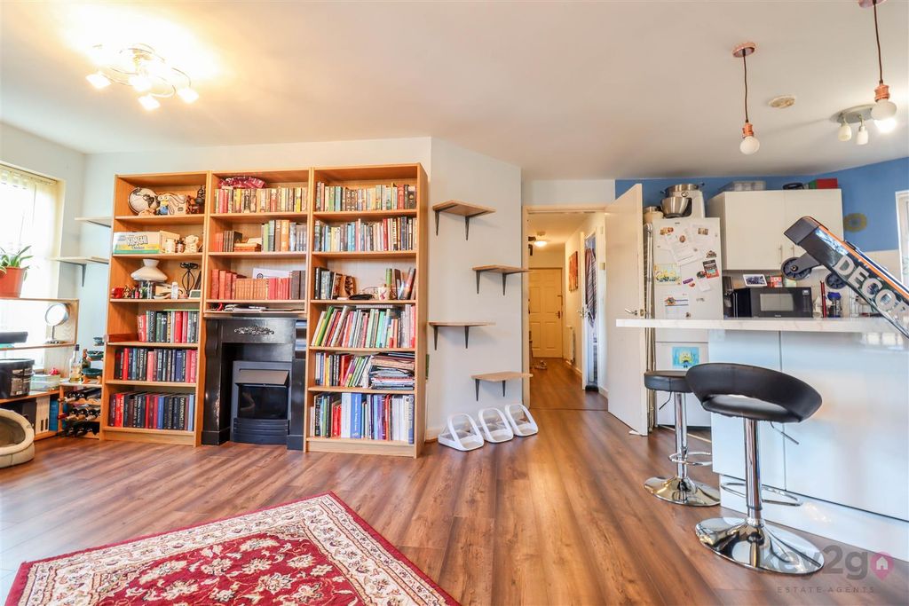 Property photo 3 of 12 Img_2923.Jpg
