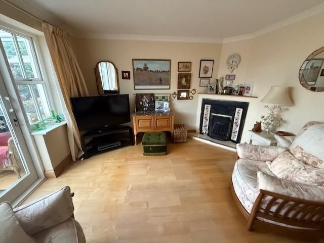 Property photo 2 of 8 6.Jpg