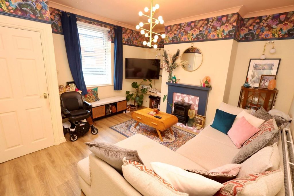 Property photo 2 of 18 1.Jpg