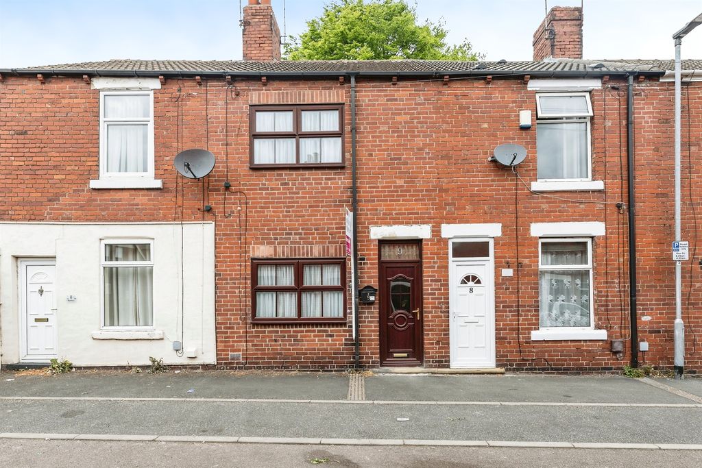 Property photo 1 of 17