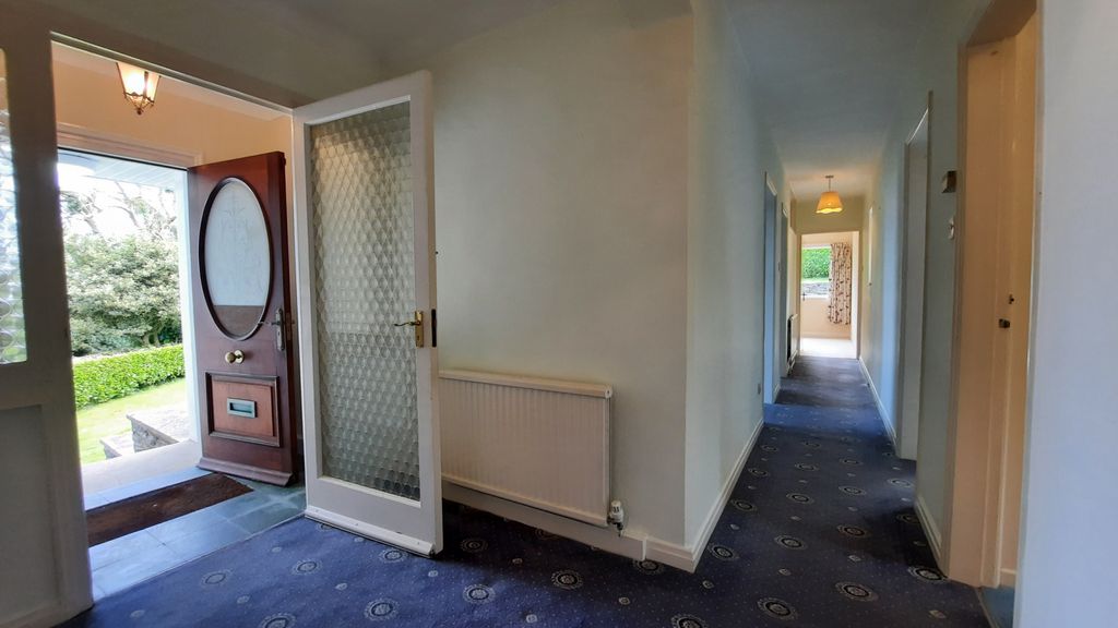 Property photo 2 of 37