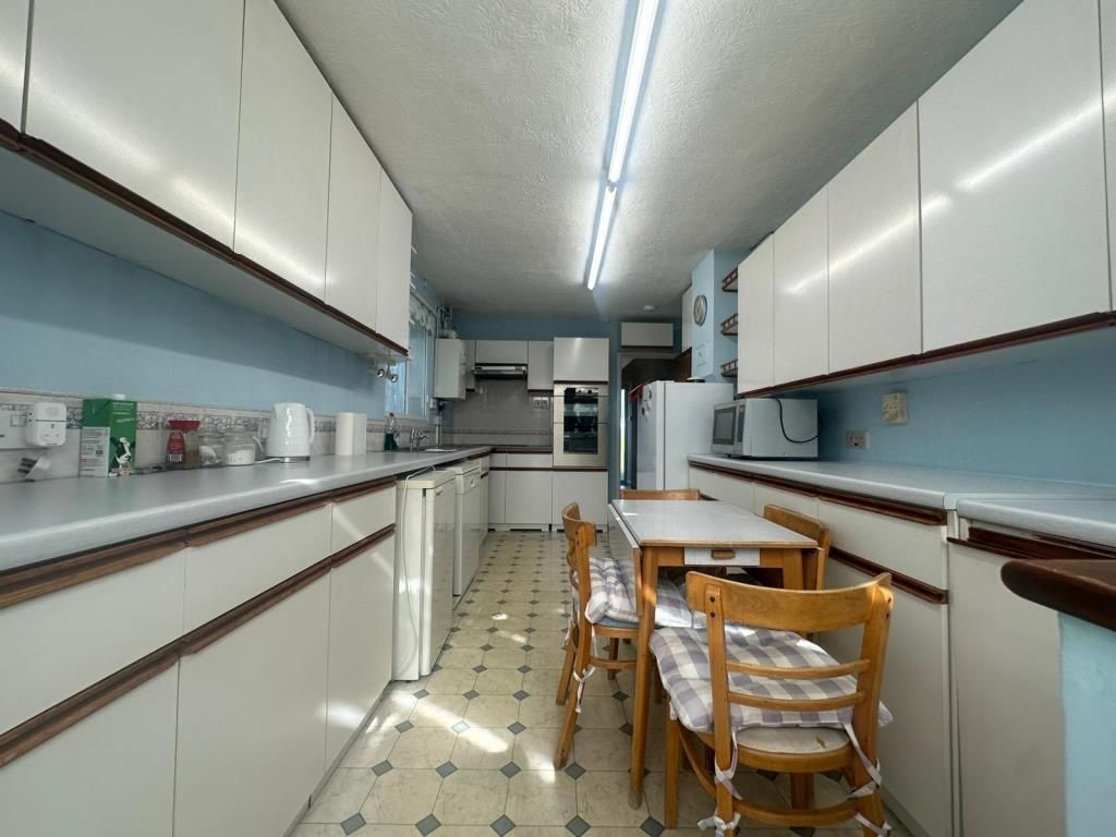 Property photo 3 of 13 Kitchen