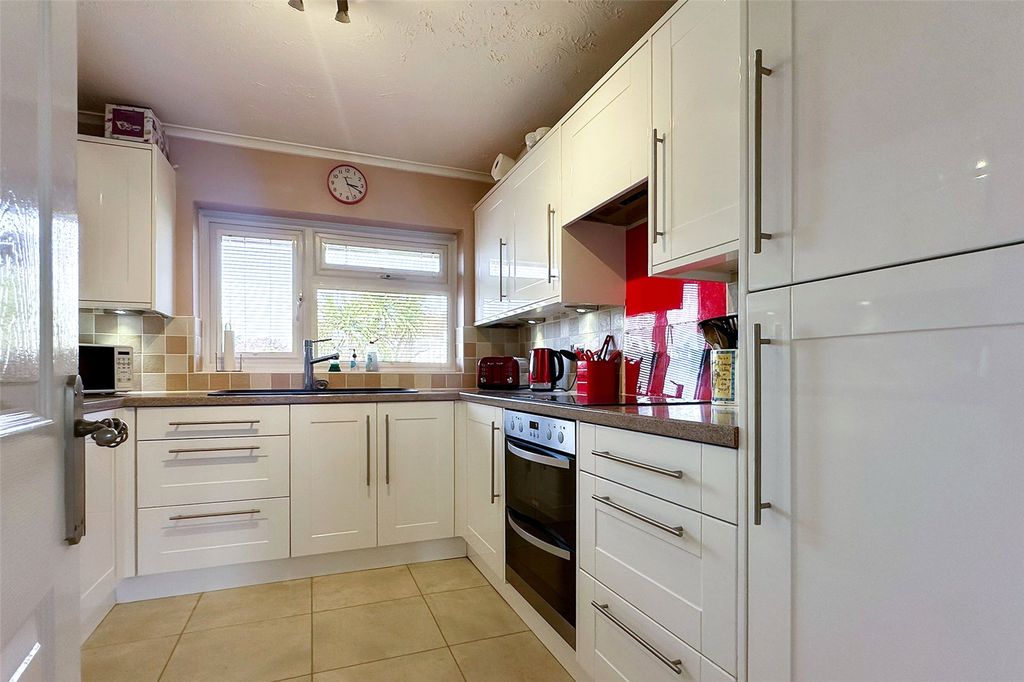 Property photo 3 of 18 Picture No. 05