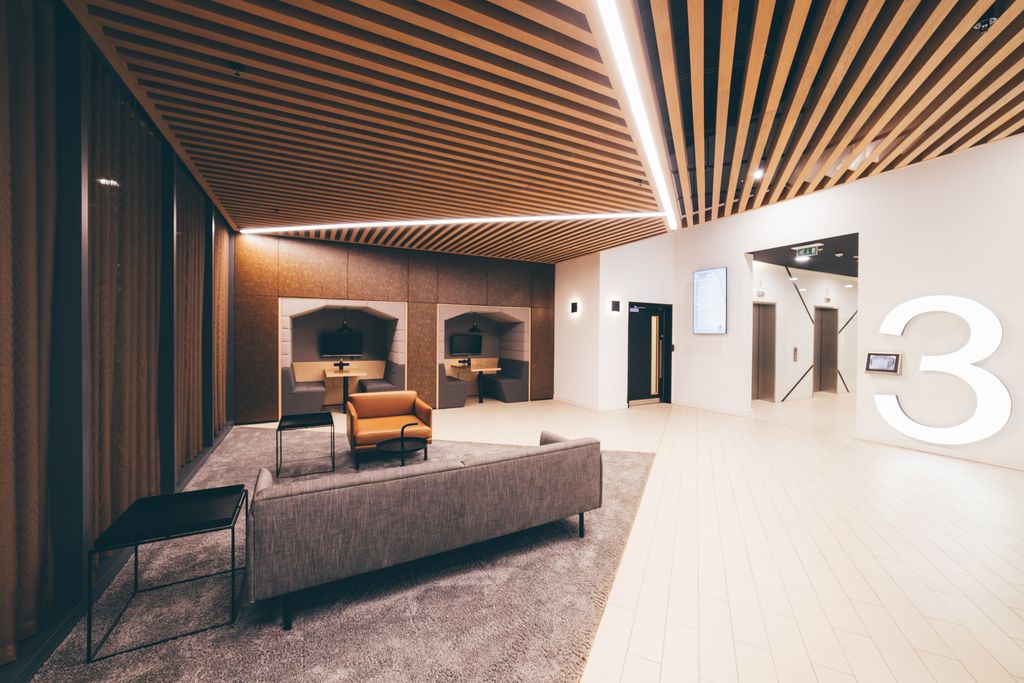 Property photo 2 of 8 Reception