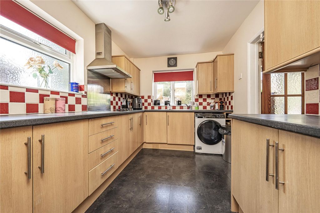 Property photo 3 of 17 Picture No. 19