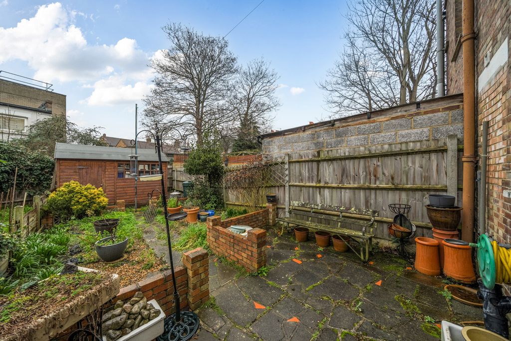 Property photo 3 of 4 External